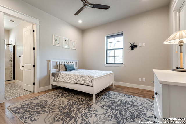 Image 20 of 40 For 1158 River Way