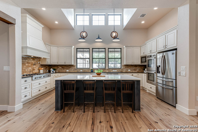 Image 9 of 40 For 1158 River Way