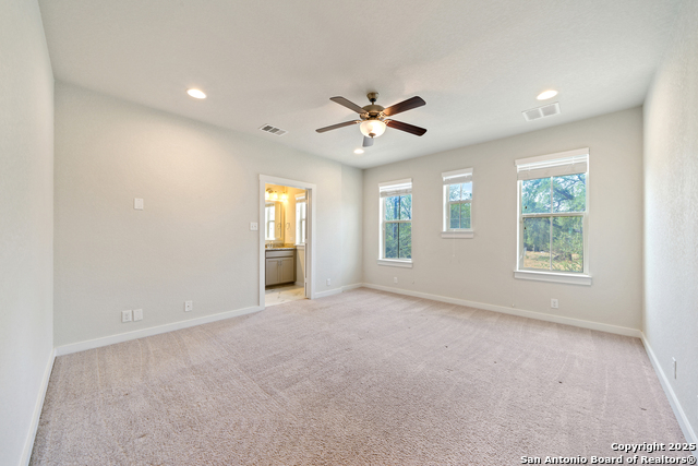 Image 15 of 26 For 215 Courtland Pl E