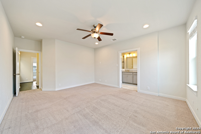Image 16 of 26 For 215 Courtland Pl E