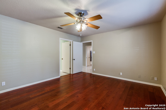 Image 14 of 25 For 9007 Luzita Ln