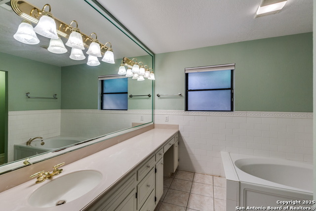 Image 15 of 25 For 9007 Luzita Ln