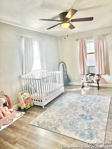 Listing photo id 10 for 3306 Ih 35