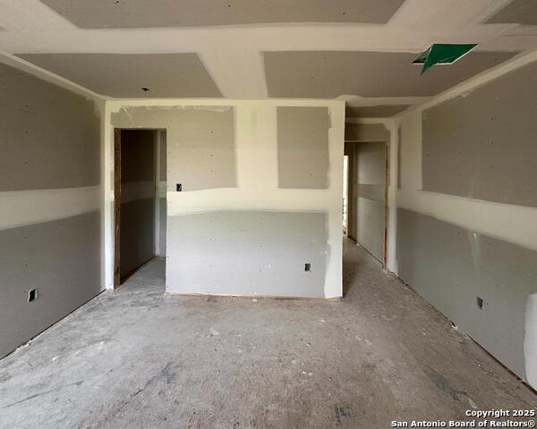 Image 18 of 22 For 164 Annette Drive