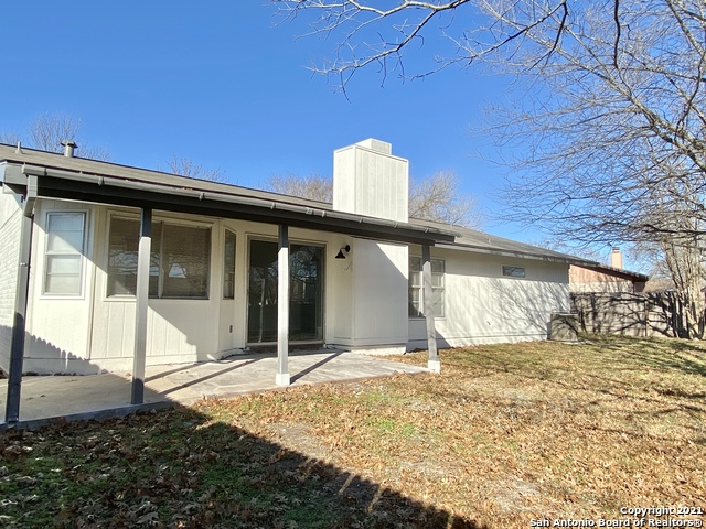 Listing photo id 12 for 8426 Greenham