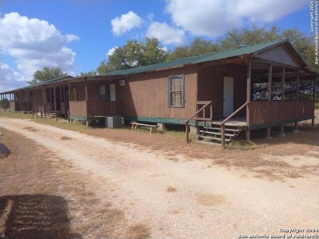 Image 10 of 17 For 901 Cedar Rise