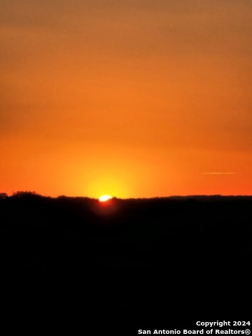 Image 16 of 17 For 901 Cedar Rise