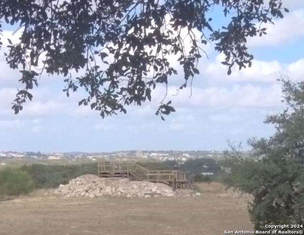 Image 5 of 17 For 901 Cedar Rise