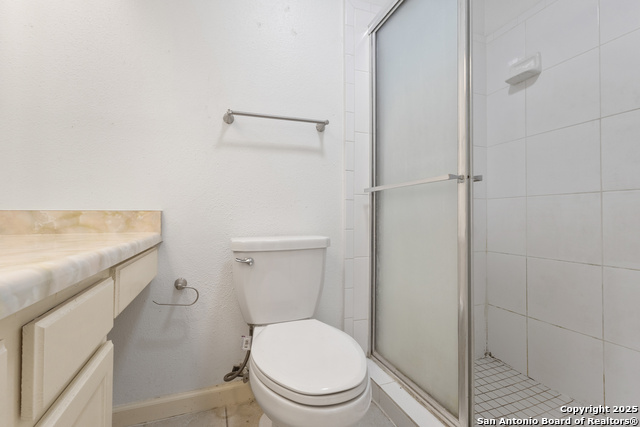 Image 11 of 22 For 11587 Rousseau