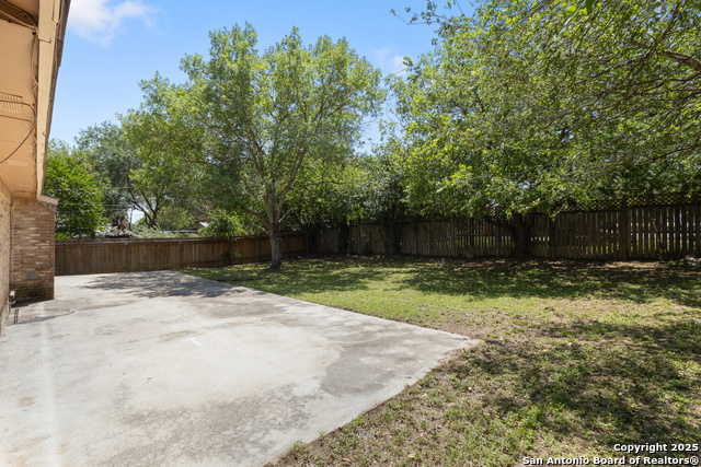 Image 17 of 22 For 11587 Rousseau