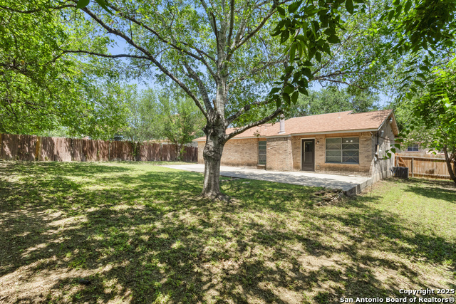 Image 18 of 22 For 11587 Rousseau