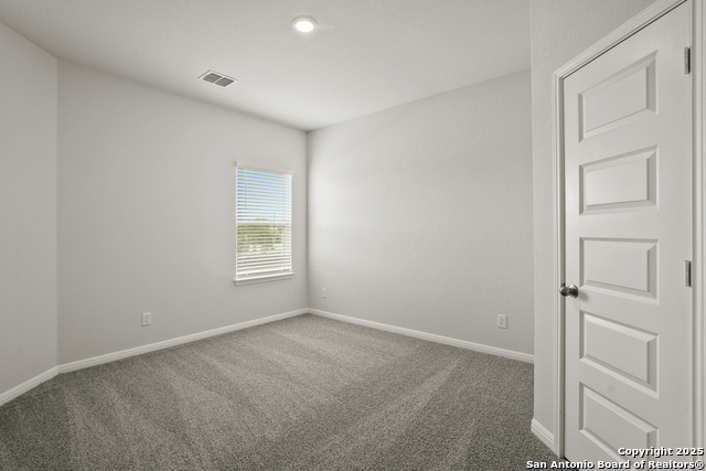 Listing photo id 11 for 4247 Ametrine Way