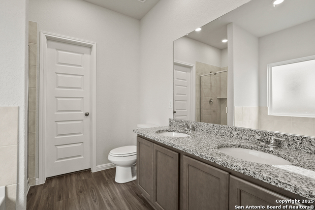 Listing photo id 7 for 4247 Ametrine Way