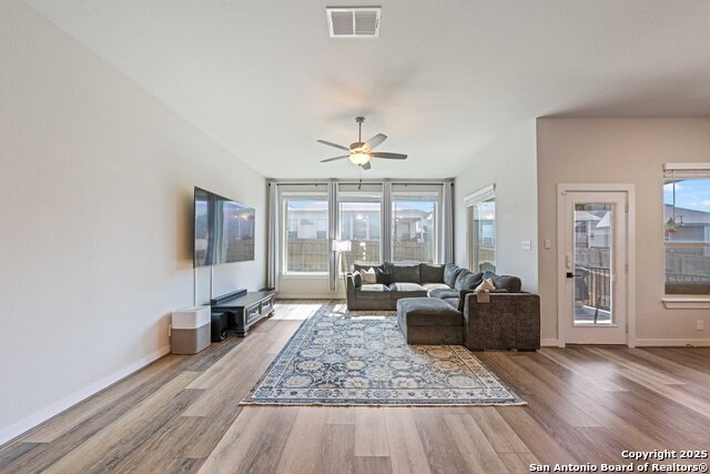 Image 11 of 43 For 1020 Highland Vista