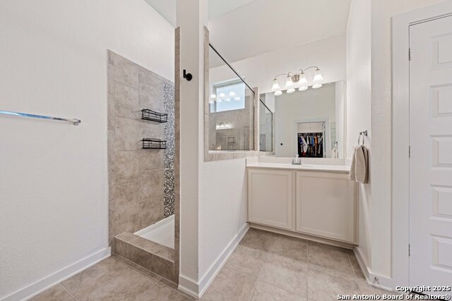 Image 19 of 43 For 1020 Highland Vista