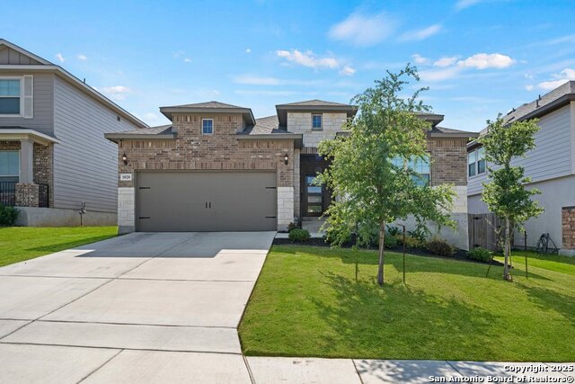 Image 2 of 43 For 1020 Highland Vista