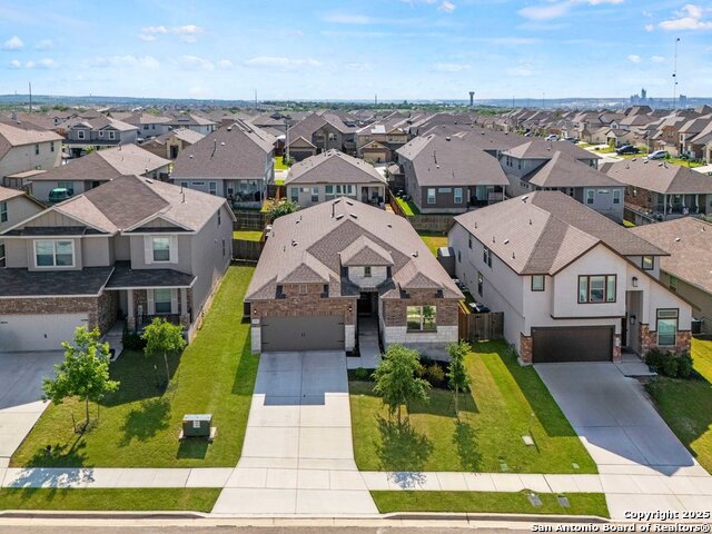 Image 39 of 43 For 1020 Highland Vista