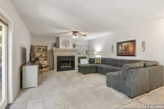 Image 10 of 31 For 7705 Wood Bluff