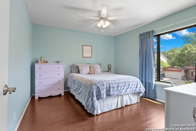 Image 17 of 31 For 7705 Wood Bluff
