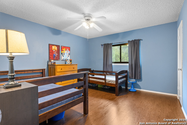 Image 19 of 31 For 7705 Wood Bluff