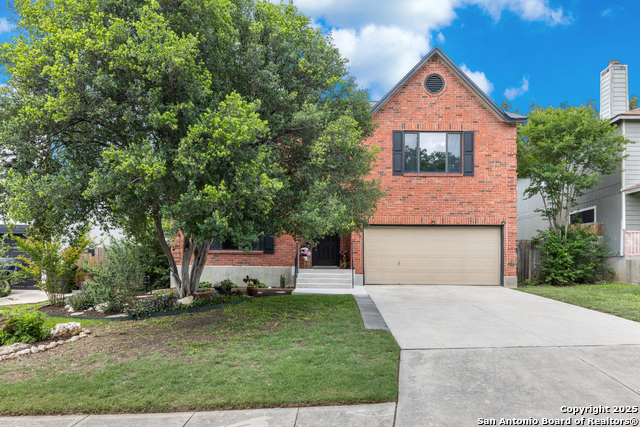 Image 2 of 31 For 7705 Wood Bluff