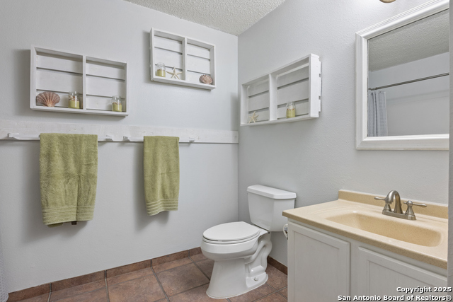 Image 20 of 31 For 7705 Wood Bluff