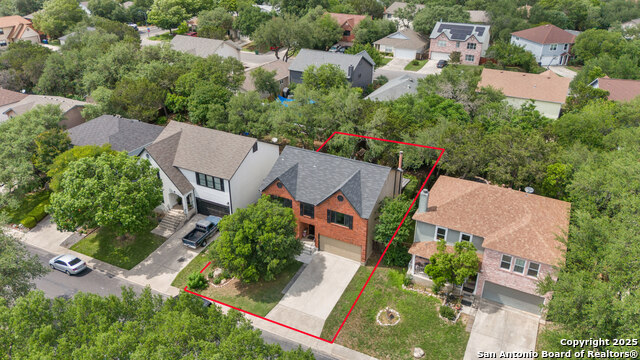 Image 26 of 31 For 7705 Wood Bluff
