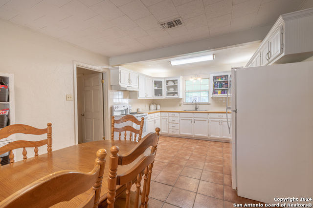 Image 6 of 20 For 1510 Llano N