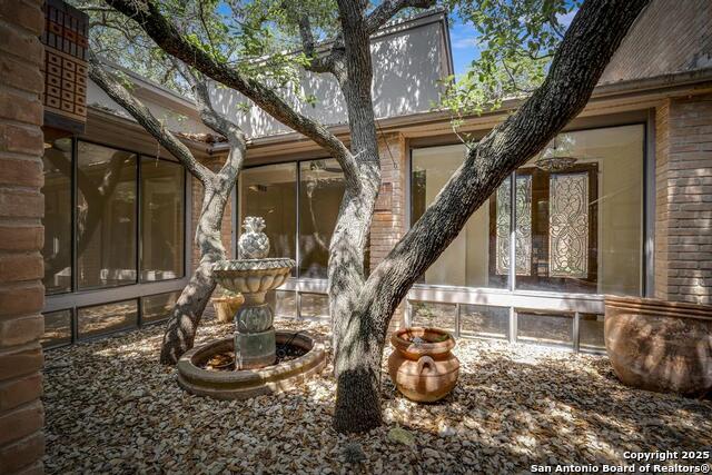 Listing photo id 28 for 13114 Hunters Circle N