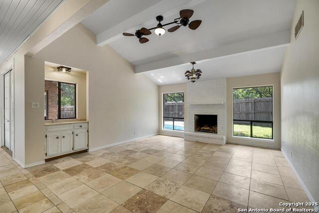 Listing photo id 5 for 13114 Hunters Circle N