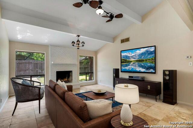 Listing photo id 6 for 13114 Hunters Circle N