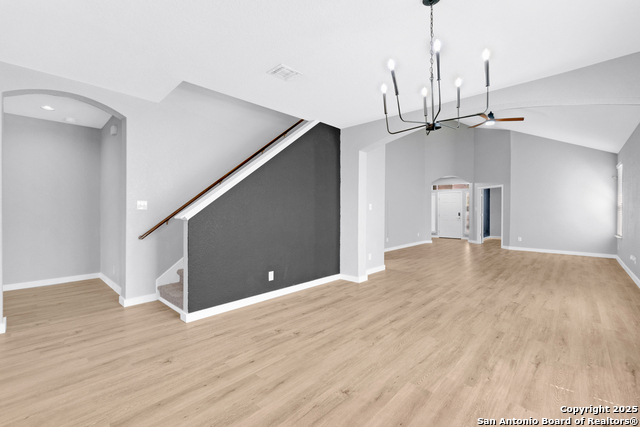 Image 9 of 28 For 13410 Canyon Mdws