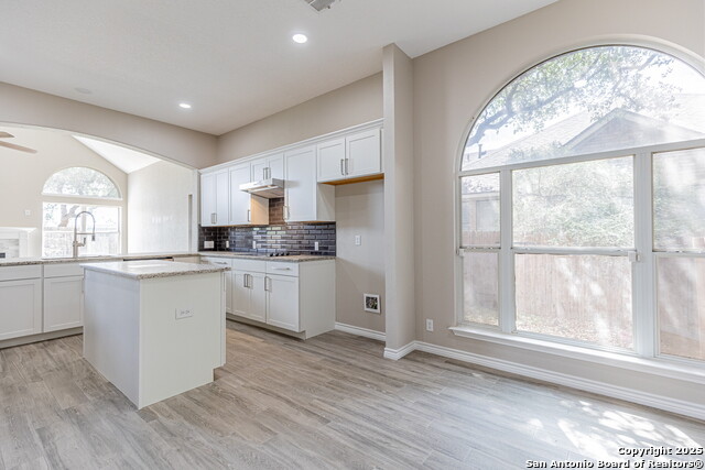 Image 17 of 41 For 14939 Gateview