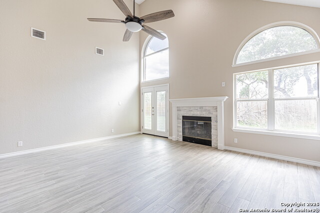 Image 19 of 41 For 14939 Gateview