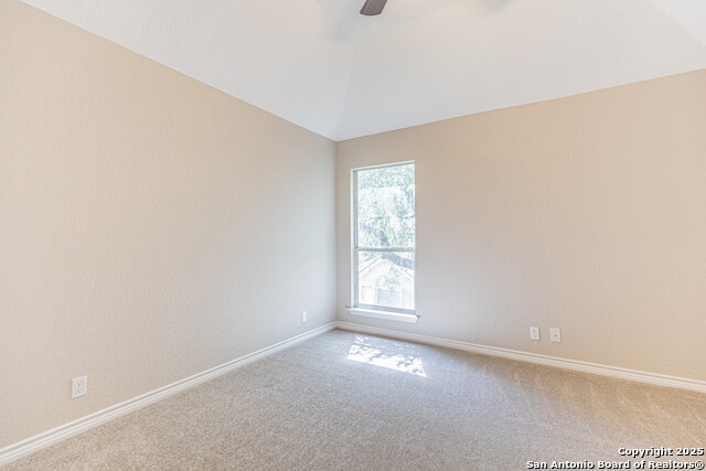 Image 30 of 41 For 14939 Gateview