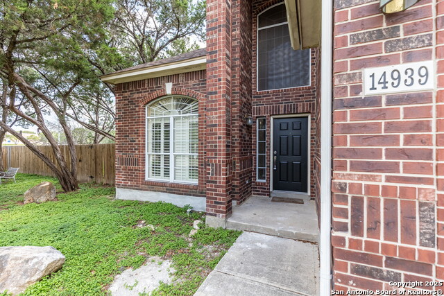 Image 4 of 41 For 14939 Gateview