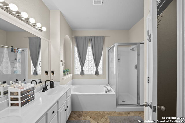Image 20 of 50 For 22841 San Saba Bluff