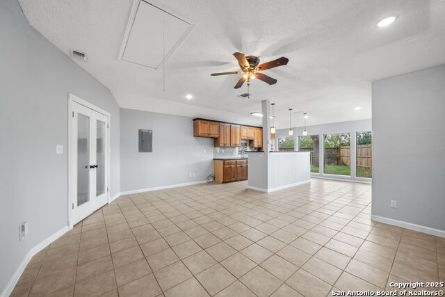 Image 11 of 42 For 8255 Misty Willow