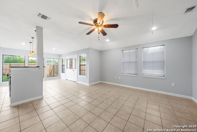 Image 12 of 42 For 8255 Misty Willow