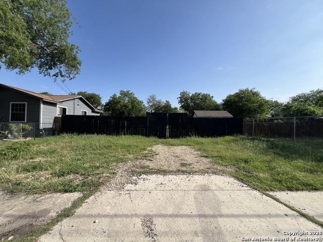 Details for 117 Ardmore St, San Antonio, TX 78237