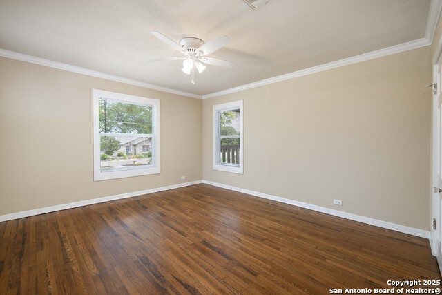 Listing photo id 22 for 1329 Lee Street