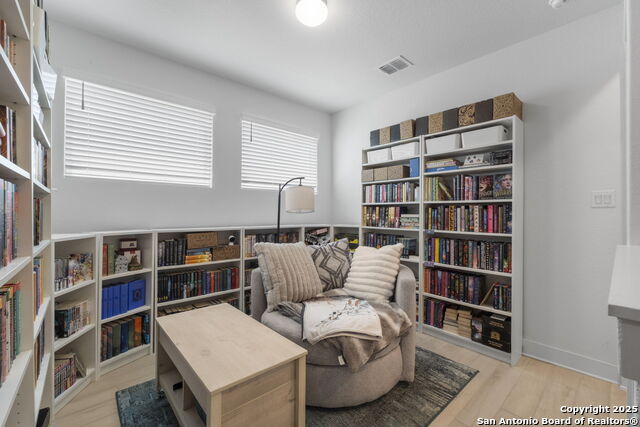 Image 12 of 21 For 8851 Oakland Rd  42