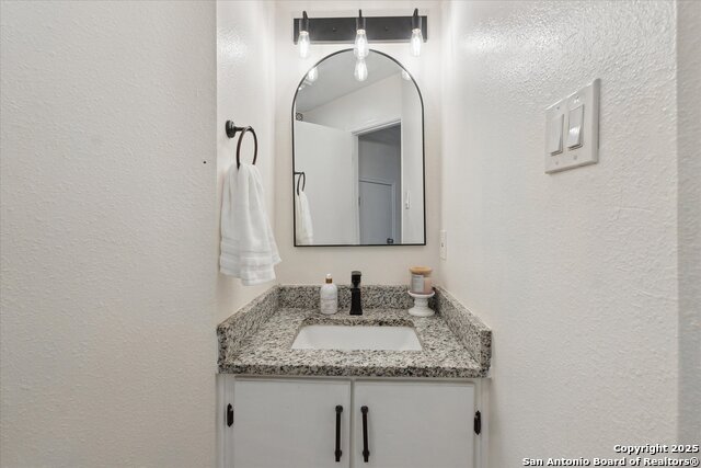 Image 14 of 28 For 5406 Amy Ln  