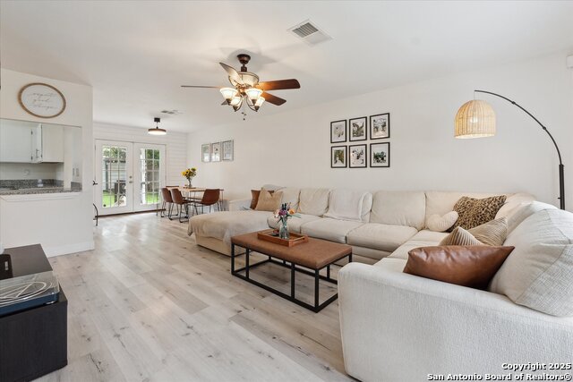 Image 3 of 28 For 5406 Amy Ln  