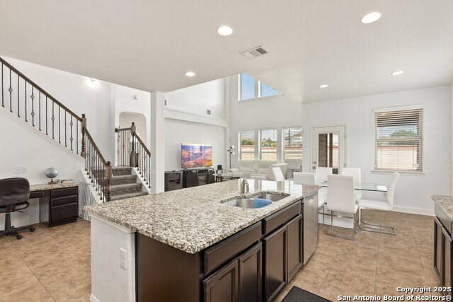 Image 11 of 57 For 8515 Desert Cove