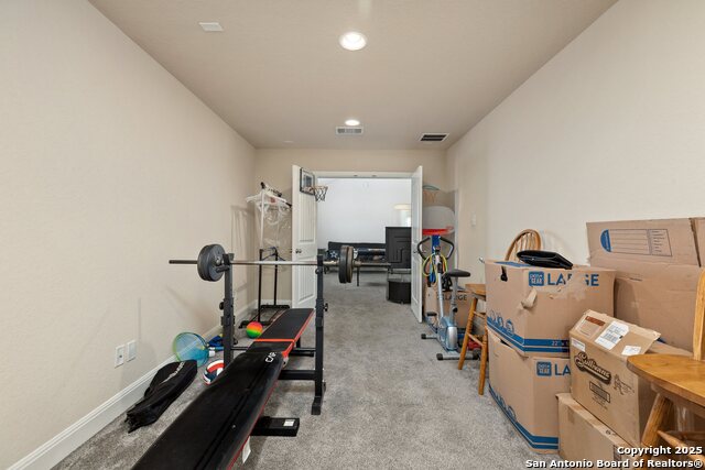 Image 40 of 57 For 8515 Desert Cove