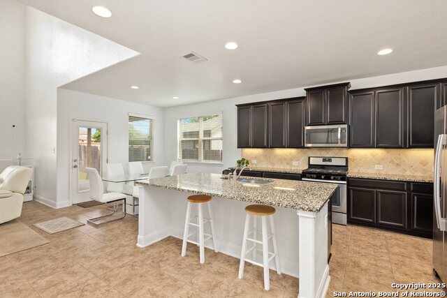 Image 7 of 57 For 8515 Desert Cove