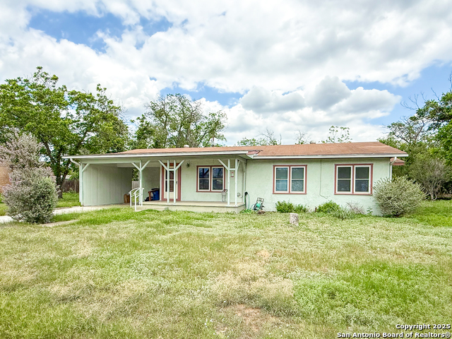 Details for 1002 Dove  , Devine, TX 78016