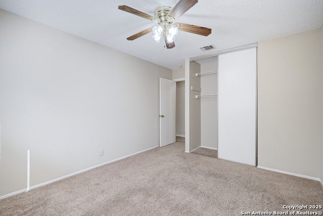Image 17 of 23 For 6806 Country Lawn