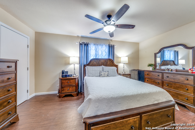 Listing photo id 18 for 255 Rampart E 401